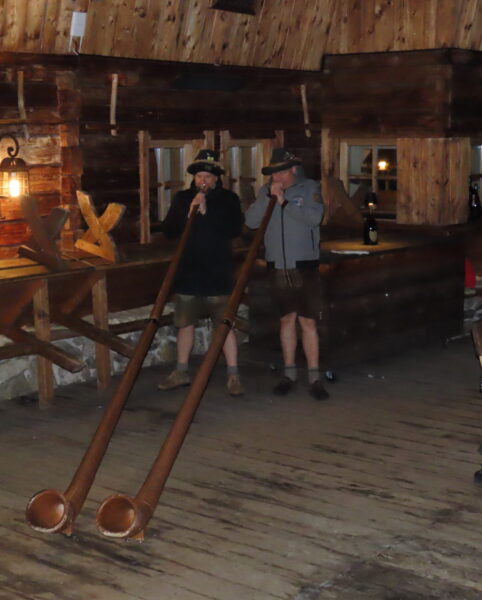 Alphornbläser